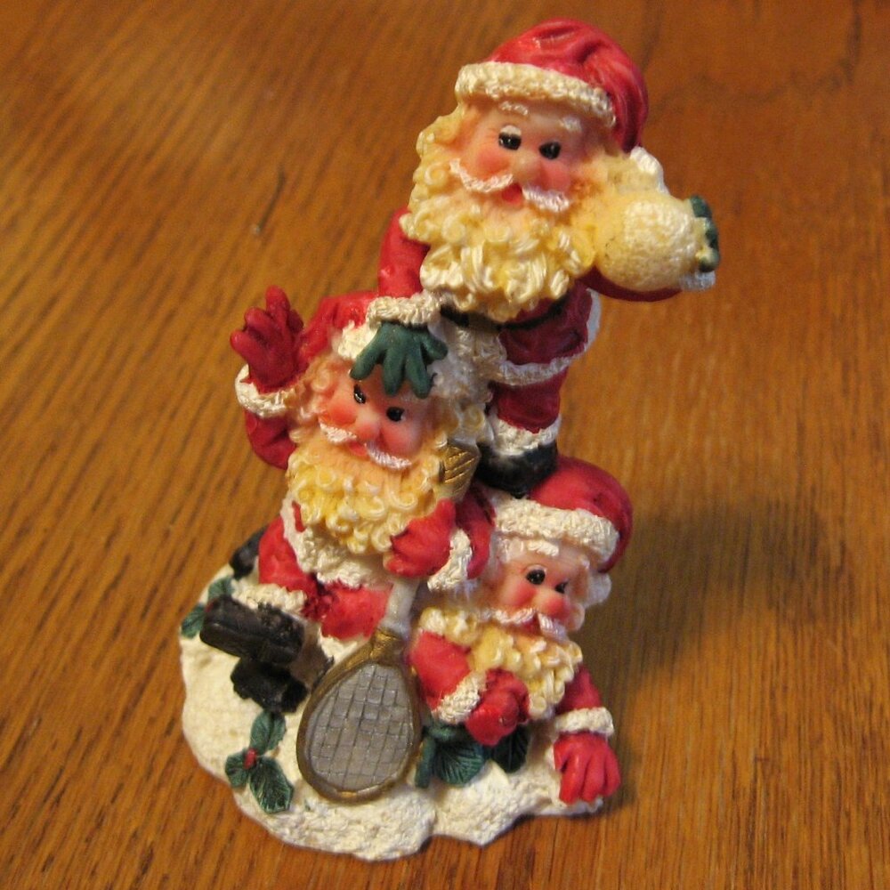 Three Sants'a Figurine